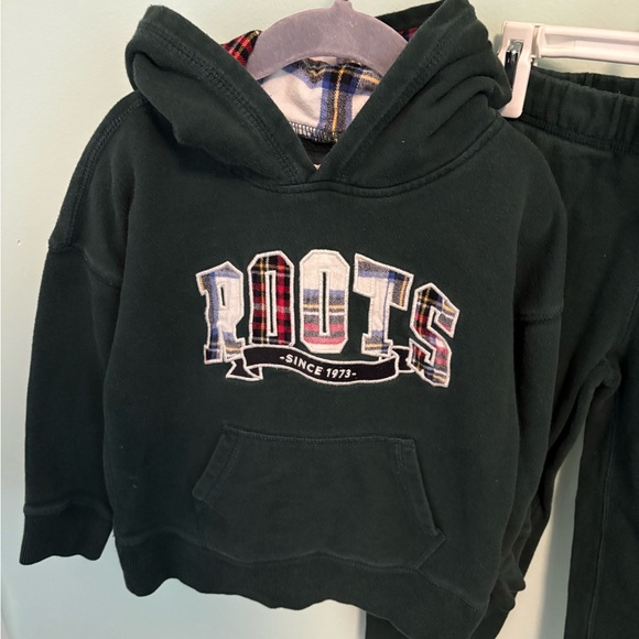 Roots Matching Set - Picture 2 of 6